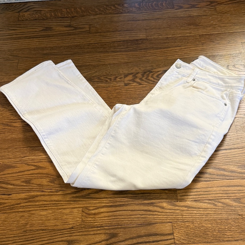 GAP Women's White Flare Jeans Size 29 Short